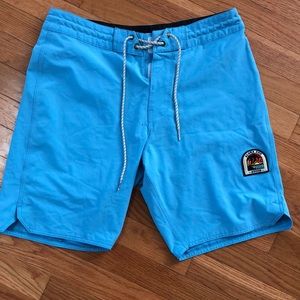 Vissla Men’s board shorts / swim trunks blue